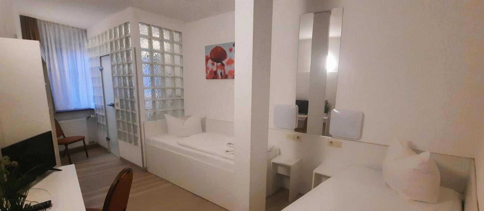 Central-hotel Tegel 2* Берлин