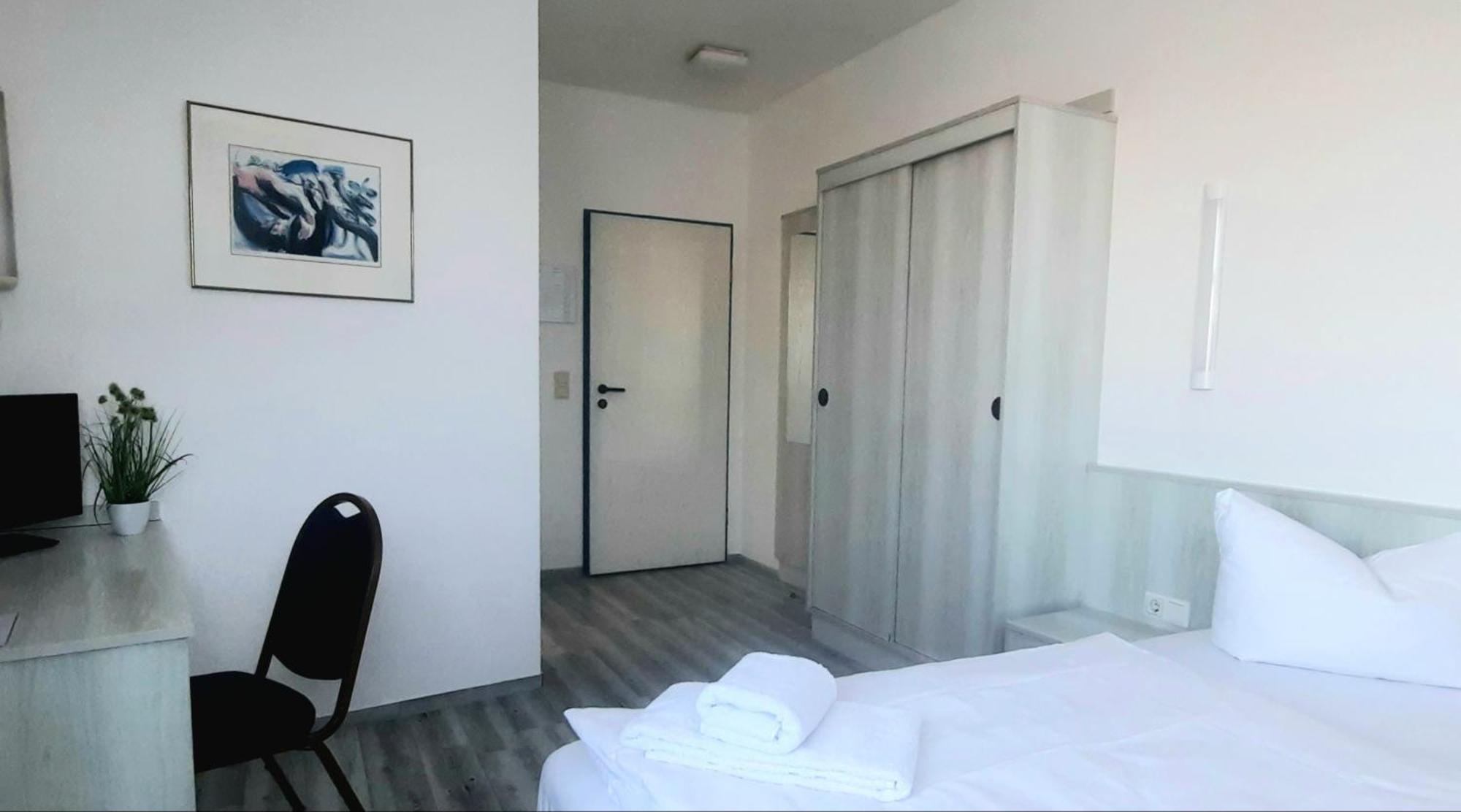 Central-hotel Tegel Берлин
