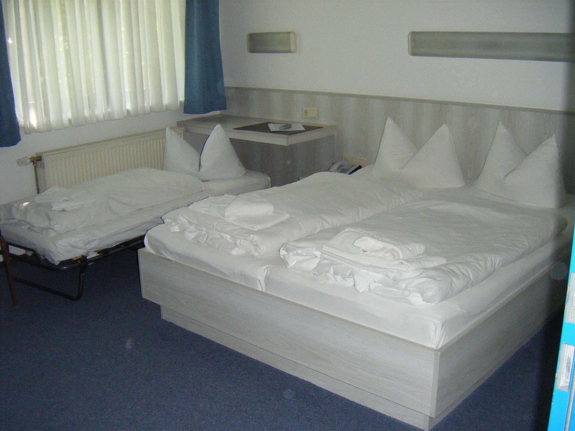 Central-hotel Tegel Берлин