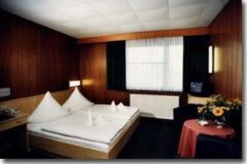 Central-hotel Tegel Отель 2*